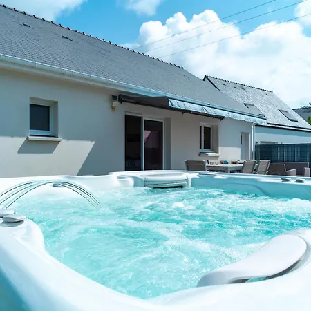 La Bulle De Landrezac - Jacuzzi Et Proche